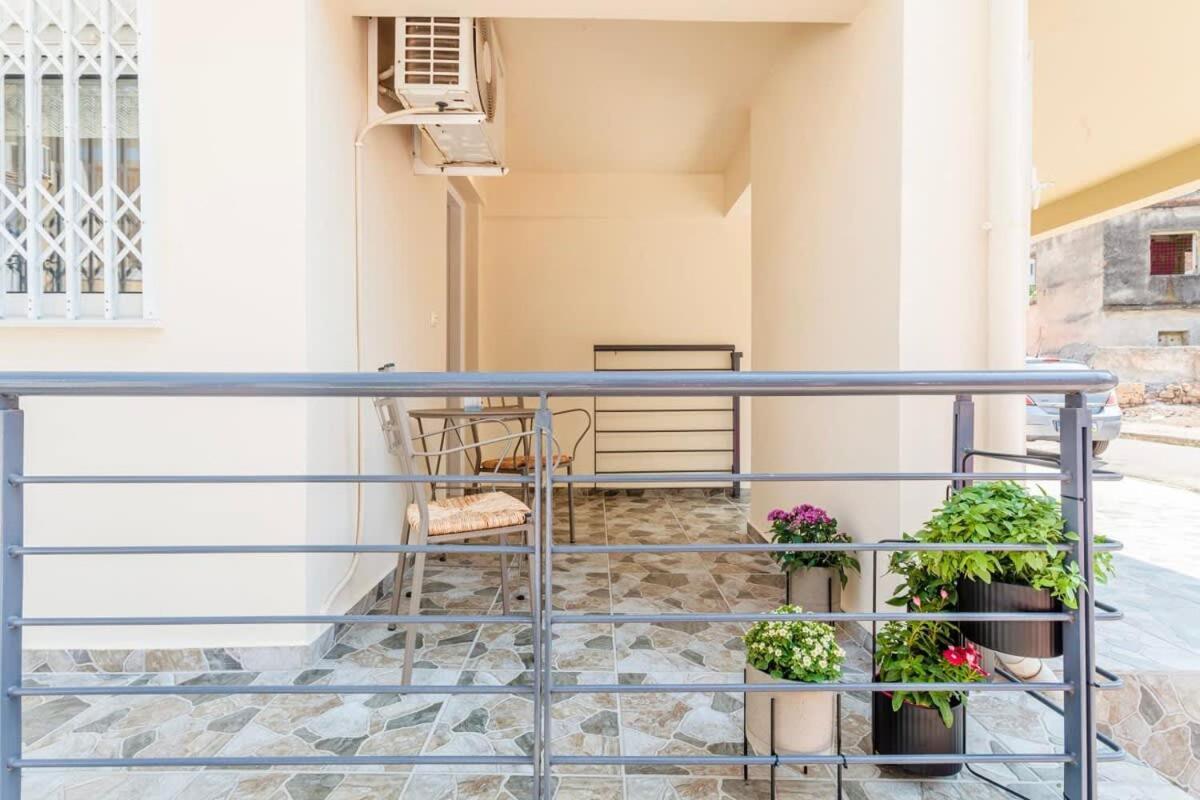 Kalamata Lime Studio - Cozy Gem With Private Parking Exterior foto